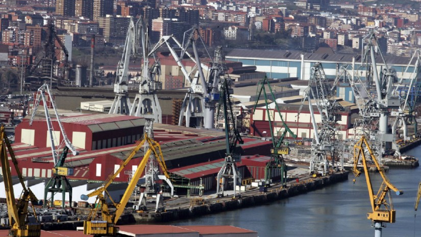 El equipo de gobierno se compromete a trabajar con el Foro Marítimo Vasco la formación de trabajadores para los nuevos barcos de La Naval