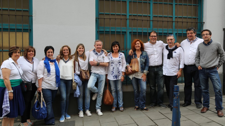 Representantes de Ezkerralde Meatzalde en la Fiesta de la virgen de La Guia 2014